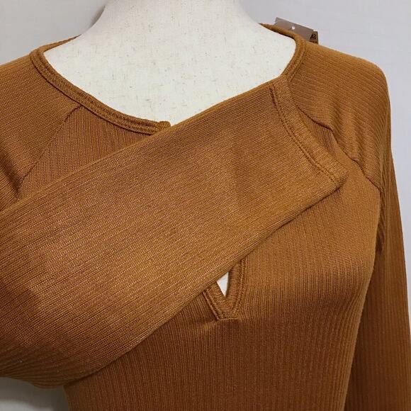 Jenni NWT Cognac Long Sleeves Sleepwear Top Women Various - Picture 4 of 9